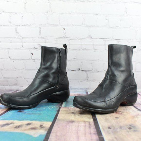 MERRELL Spire Zip Waterproof Ankle Boots Size 9 - Picture 3 of 9